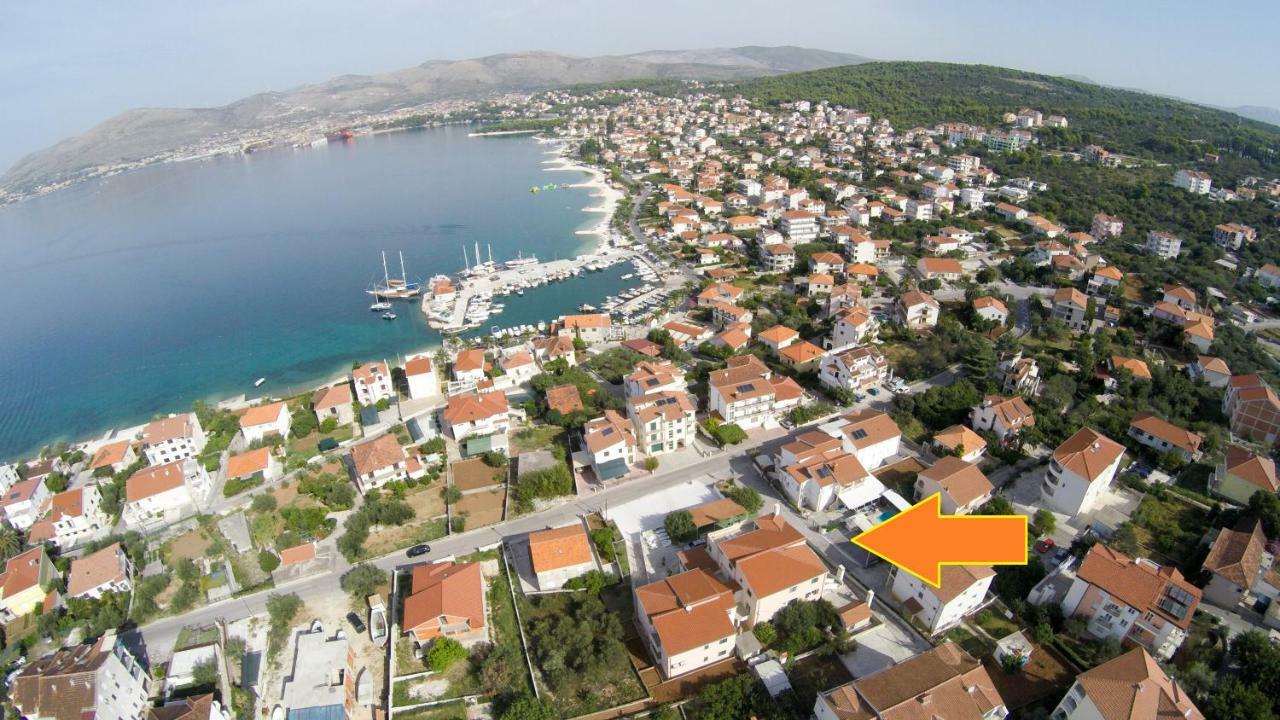 Apartments Fumija Трогир Екстериор снимка