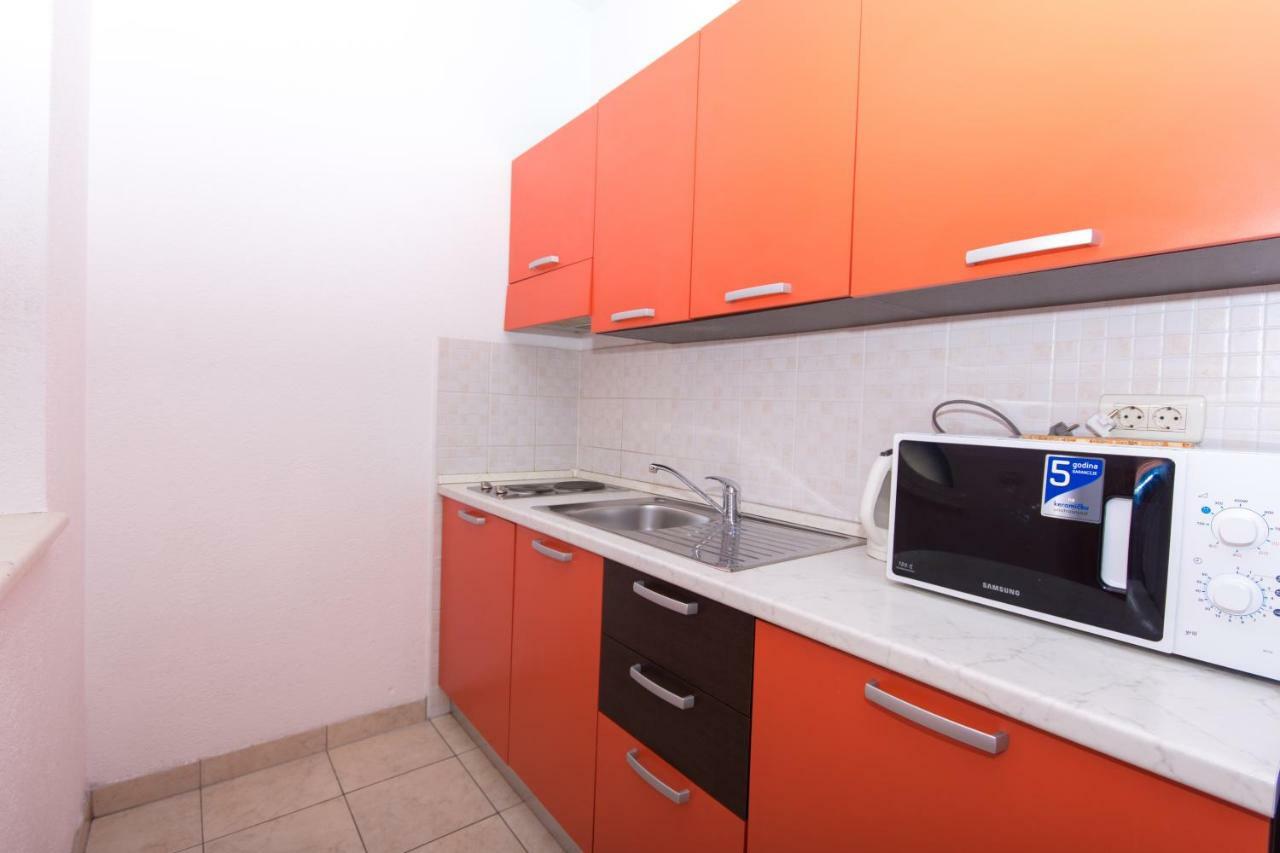 Apartments Fumija Трогир Екстериор снимка
